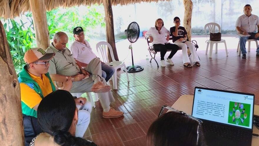 Realizan mesa de fortalecimiento familiar en Polonuevo