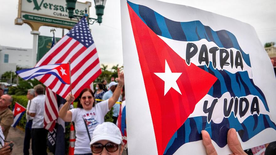 Marchas en Cuba hoy 15 de noviembre: por un cambio político, cubanos desafían al gobierno con marcha pacífica
