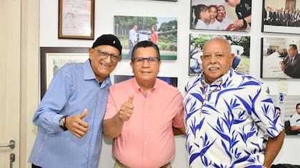 Los maestros Juan y Carlos Piña compartieron sus experiencias con estudiantes unicordobeses