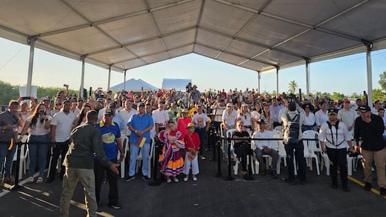 Presidente Petro entregó este sábado el eje vial de la variante de Ciénaga - Barranquilla