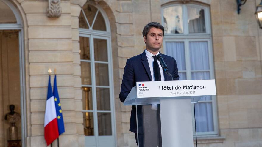 Primer ministro francés dimite luego de la victoria de los izquierdistas