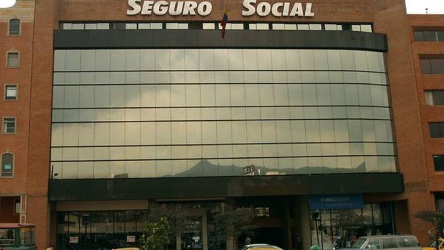 Es posible acumular para pensión cotizaciones en fondos e ISS