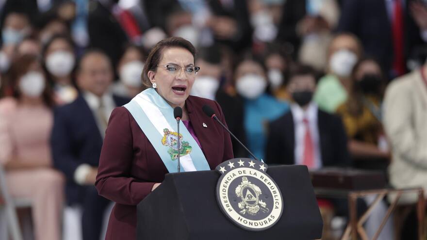 Presidenta de Honduras da positivo por covid-19 y con síntomas leves