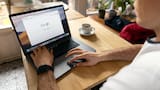 Google integrará en su buscador y Chrome una función para detectar contenido creado por IA