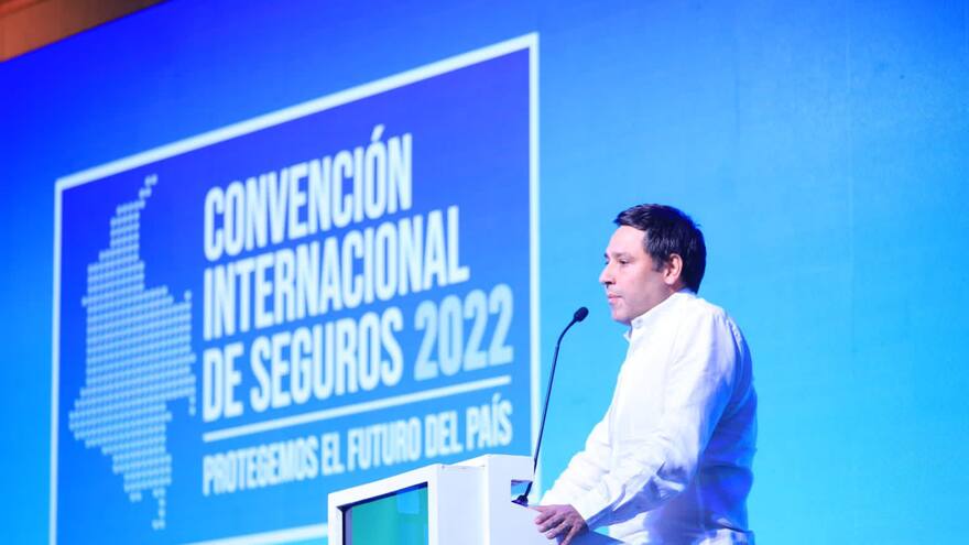 Gobierno emite medidas de austeridad para ahorrar más de $4 billones