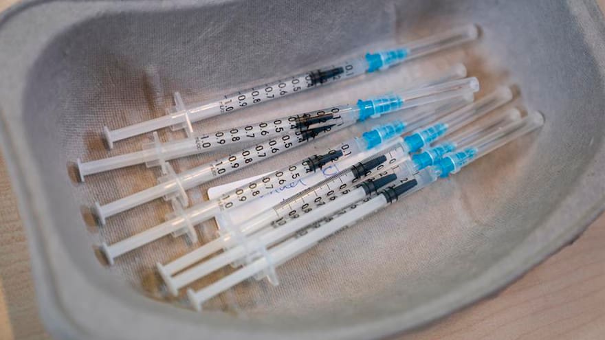 Lanzan la campaña de concientización ‘Me vacuno por’