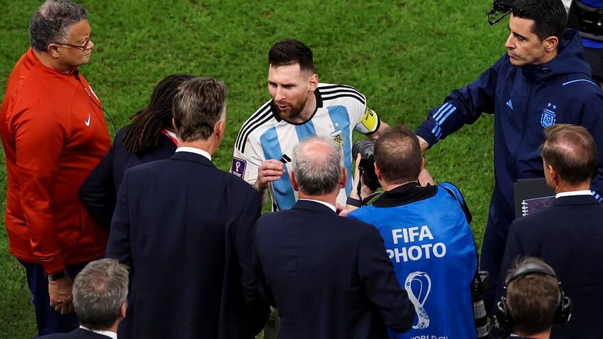 'Van Gaal vende que juega bien al fútbol y metía pelotazos': Messi