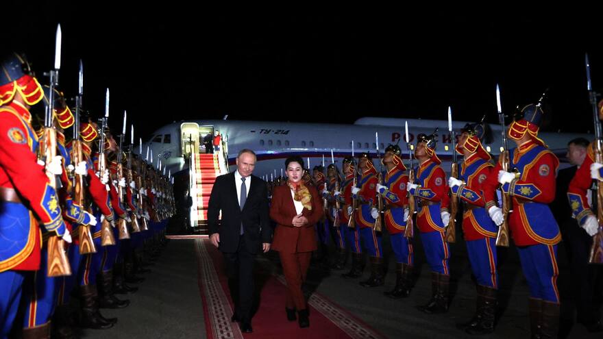 Putin llega a Mongolia a pesar de orden de arresto de la CPI en su contra