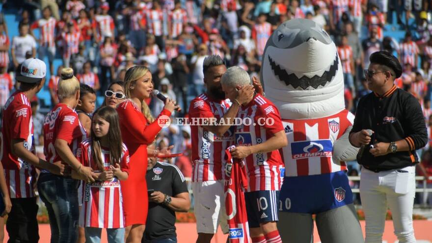Sandra Escudero, la mujer que presentó a Juan Fernando Quintero y se robó todas las miradas