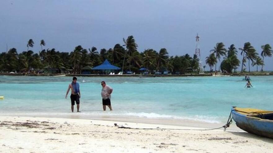 Muere turista arollada por una lancha en un balneario de San Andrés