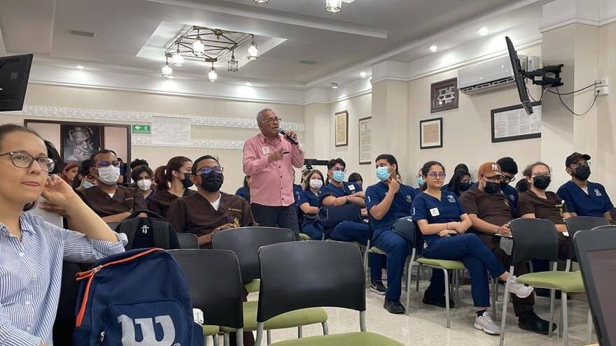 Estudiantes de medicina de B/quilla se capacitaron para combatir el dengue