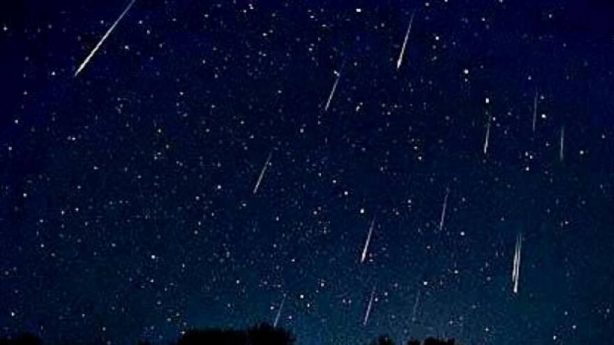 La Luna podría ensombrecer la lluvia de estrellas fugaces este sábado