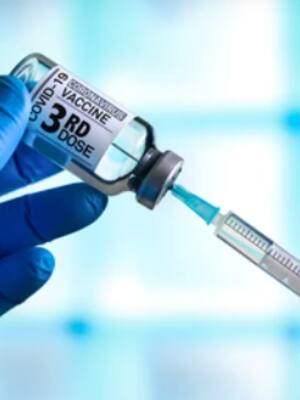 Tercera dosis| columna de Álvaro Villanueva