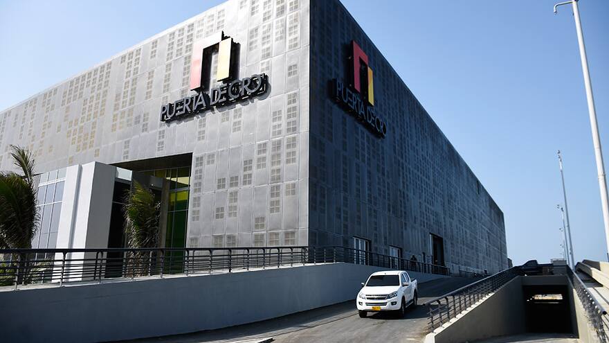 Distrito no avala realización del congreso de industria porno