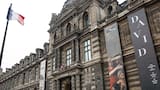 Cierran museo del Louvre, en París, tras robo de joyas