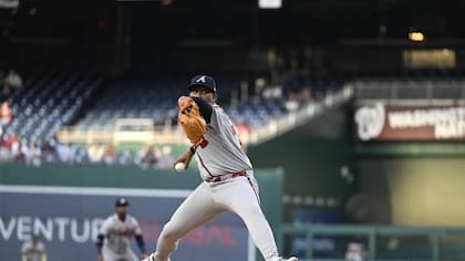 Bravos 8, Rockies 6: Didier Fuentes logra su primera victoria y Quintana se luce