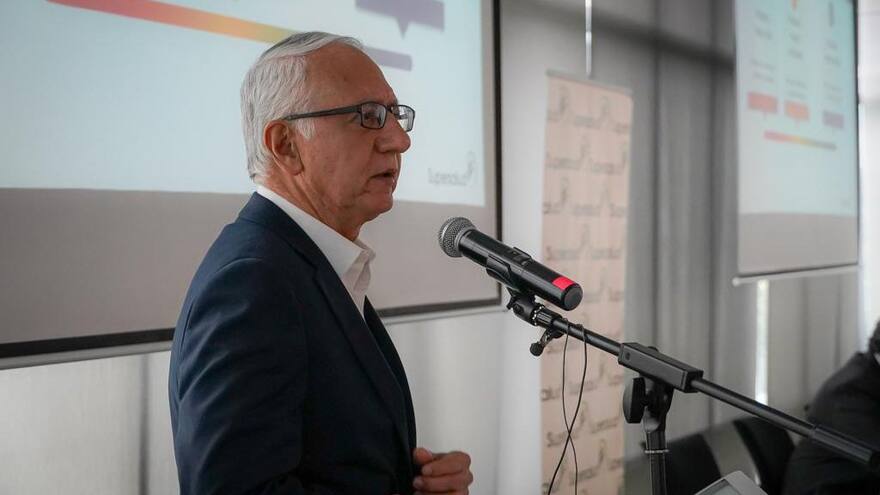 Tres EPS más grandes del país hacen llamado urgente al ministro de Salud por 'angustiosa' viabilidad financiera