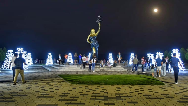 Barranquilla encendió el alumbrado navideño en el Gran Malecón