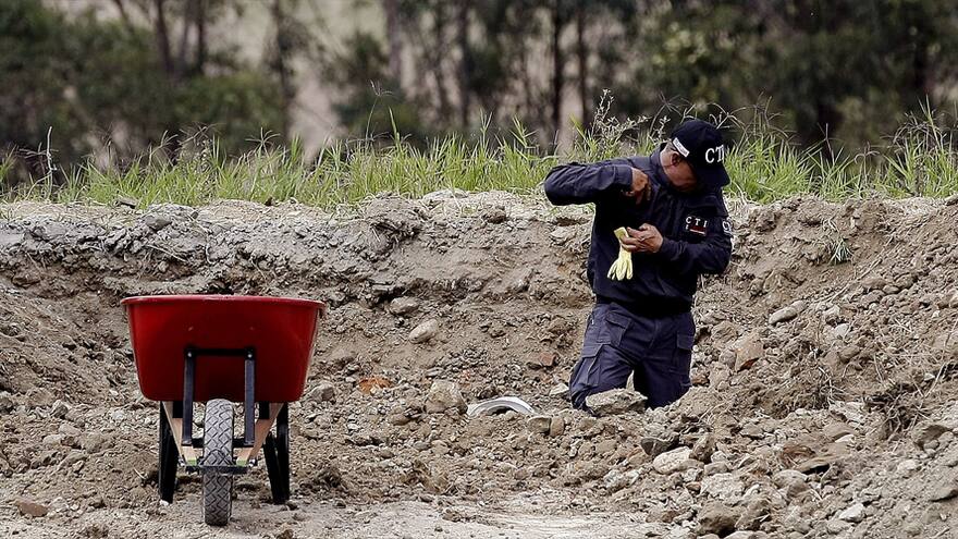 Los hallazgos en La Escombrera corresponden, al menos, a 4 personas
