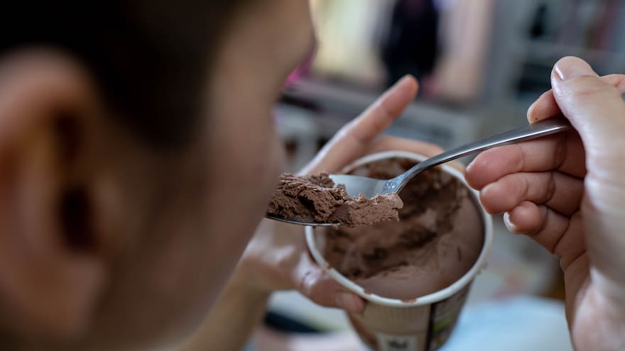 ¿Por qué el estrés permanente puede hacer engordar?