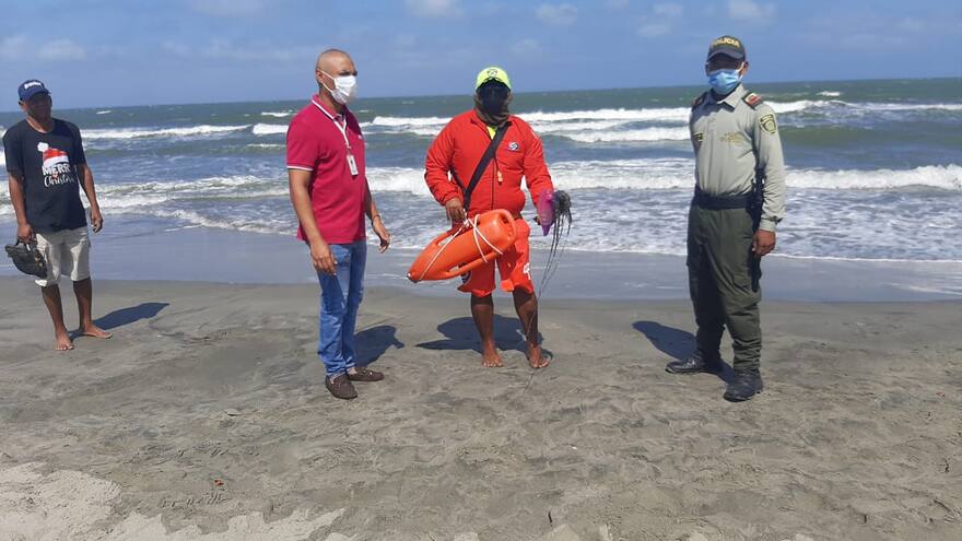 Alerta por aparición de ‘agua mala’ en playas de Cartagena
