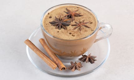 Chai latte: así puede preparar la famosa bebida caliente en casa