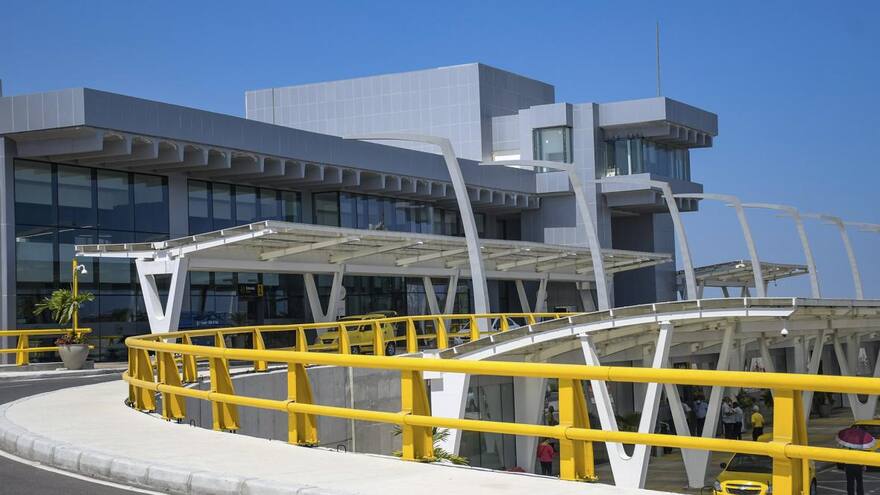 Cerrada por cinco días rampa vehicular del aeropuerto Ernesto Cortissoz