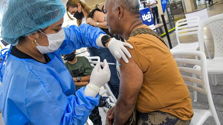 Positividad aumentó al 12 % en el país: Ministerio de Salud