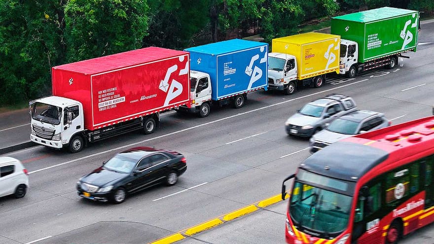 Inter Rapidísimo celebra labor del mensajero homenajeando a sus competidores