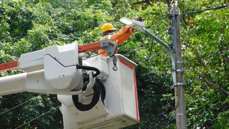 En Santa Marta intervienen el alumbrado público en 160 barrios