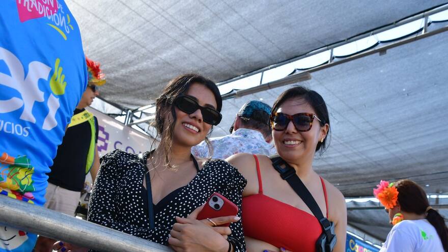 Carnaval 2024: dos mexicanas viven el Carnaval de Barranquilla gracias a TikTok