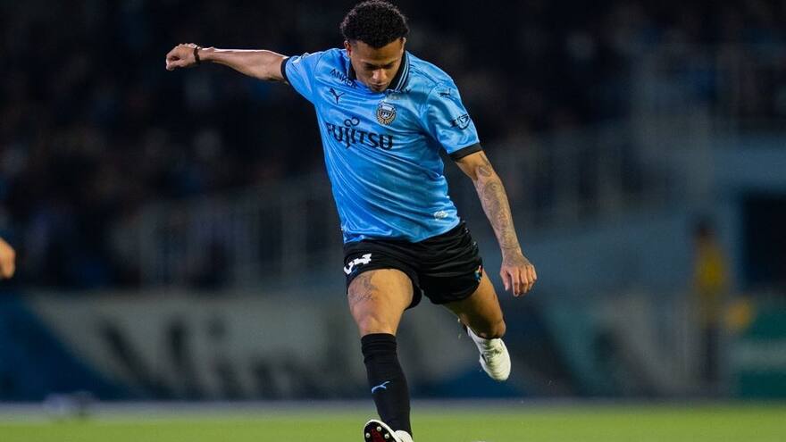 El golazo de César Haydar en la Liga de Japón