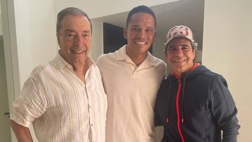 Ya es oficial: ¡Carlos Bacca regresa a Junior!