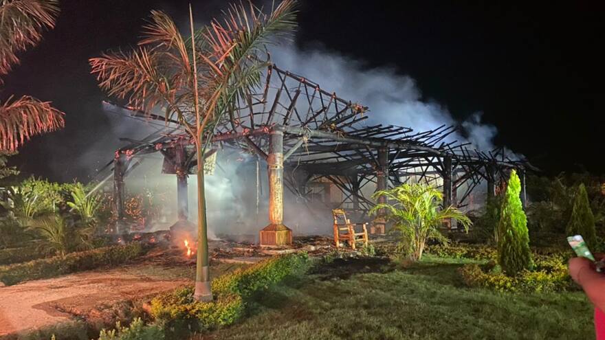 La Guajira: alcalde de San Juan rechaza ataque a kiosco de dirigente político
