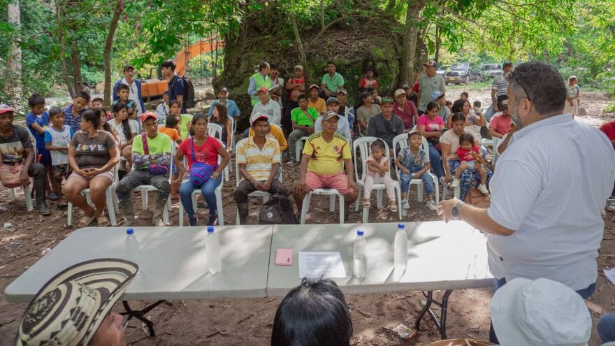 En Becerril socializaron construcción de puente para comunidad yukpa