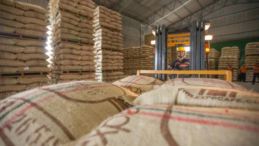 Gobierno pide a la FNC cambiar lista candidatos seleccionados para gerencia