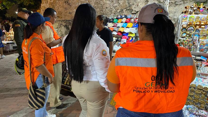 Retiran varios negocios del espacio público del Centro Histórico de Cartagena