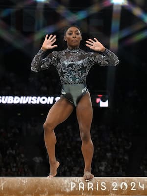La redención de Simone Biles | Columna de Ismael Cala