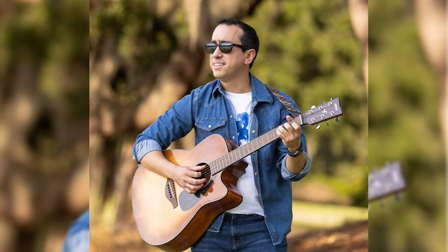 Jimmy Solano presenta a “La Dueña de mi corazón”