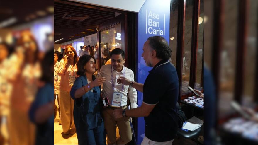 El inusual saludo entre Sarabia y Benedetti: ¿Se acabaron las tensiones?