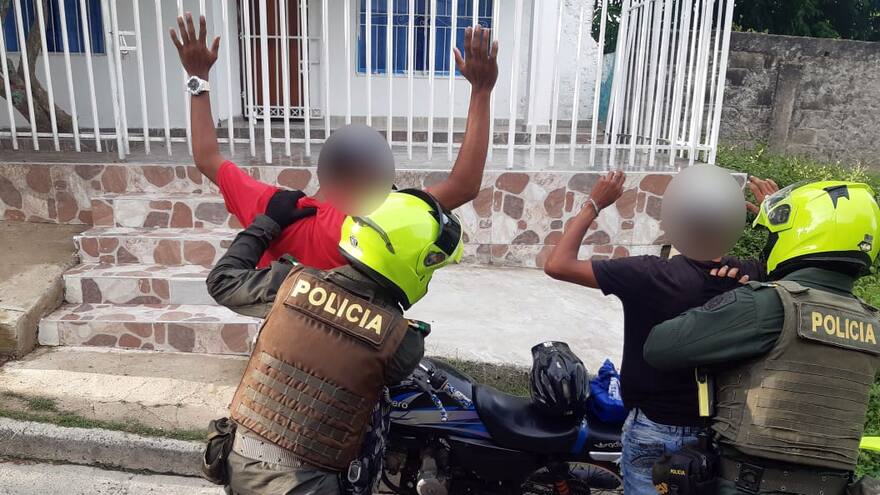 Muere niña de 2 años en ataque dirigido a su padre: Policía