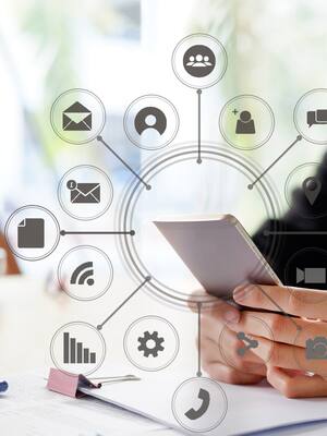 Del teletrabajo a la telepolítica 1| columna de Katherine Diartt