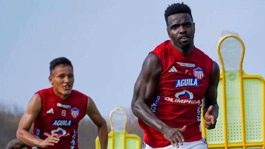 Jorge Luis Pinto comparó a Marco Pérez con Lewandowski