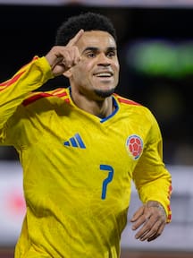 Luis Díaz rompe el mercado del álbum Panini 2026 con sus stickers: hasta un millón de pesos por lámina especial