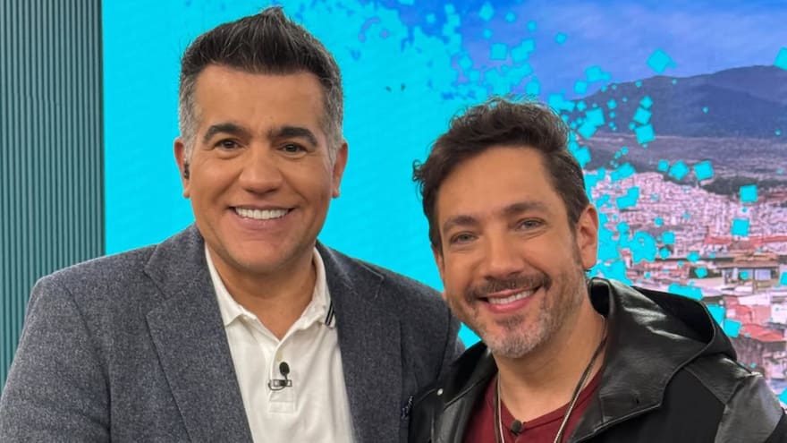 Él es el primo de Carlos Calero que es un galán de la televisión colombiana