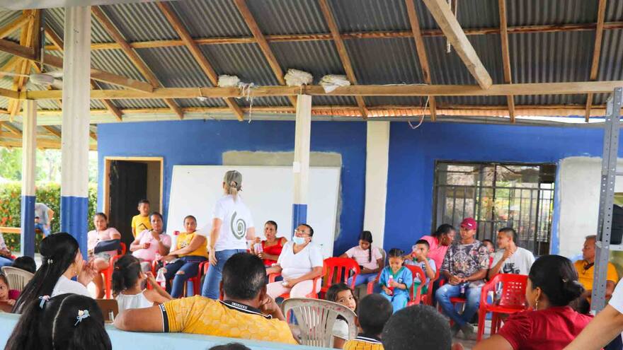 Córdoba: entregan dotación para restaurante escolar en Puerto Libertador