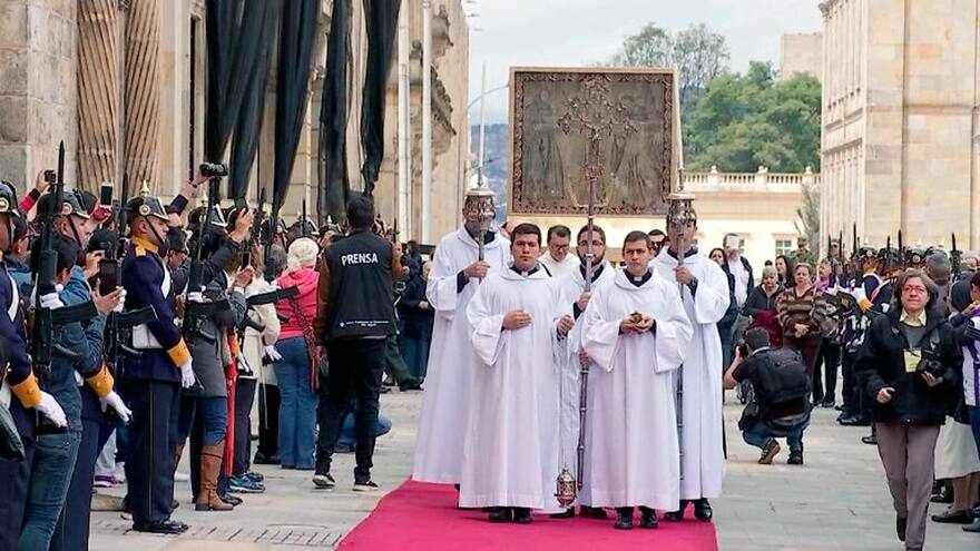 El traslado de la Virgen de Chiquinquirá para la visita del Papa