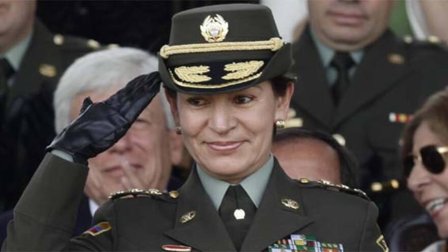 Renunció voluntariamente la general Luz Bustos, subdirectora de la Policía Nacional