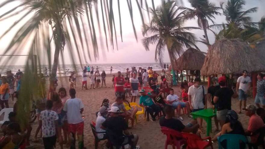 Violación de los protocolos de bioseguridad en reactivación de playa en Tolú