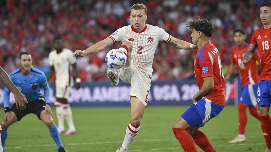 “Chile fue eliminado arbitrariamente”: FFCh pide sanción contra Wilmar Roldán